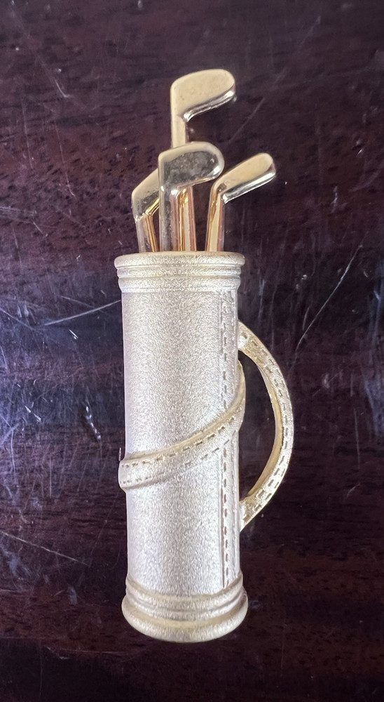VTG TONA Golf Clubs & Bag Brushed Matte Gold Tone Brooch Pin Golfer Gift 2.25″
