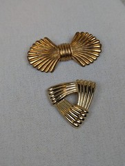 Two Vintage Brooch Pins 1 Bow 1950s Brass 1 1970s Triangle Goldtone
