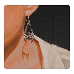 Vintage Vampire Fangs Halloween Fashion Forward Dangling Earrings Silver/Red