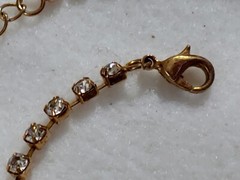 Vintage-Anklet /Bracelet-Goldtone W/Rhinestones & Rose shaped charms- 8.5 in LG