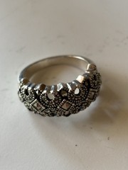 925 Sterling Silver Marcasite Ring Vintage Band Size 8 , 15 Stones Unisex