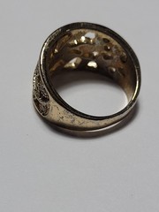 Vintage Goldtone Ring Floral Leaf Style Cocktail Band Clear Rhinestone Accents