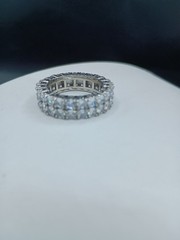 Vintage Eternity Band Ring Size 8 CZ Cubic Zirconia Multi Stone Silver Tone