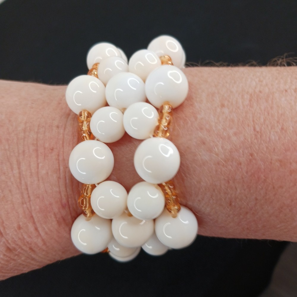 Vintage Bracelet White Yellow Beads