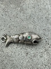 Vintage Sterling Silver Turquoise Eye Articulated Little Fish Pendant Charm .9g