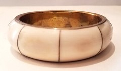 2 vintage India bone horn brass hinged clamper medallion cab gem bracelets
