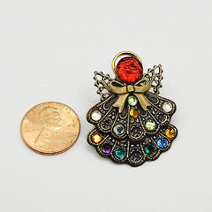 Angel Double Skirt Rhinestone Filled Filigree Wings Gold Tone Pin Lapel Family