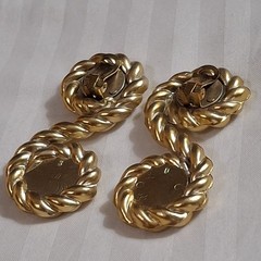 Vintage Y2k Statement Earrings Clips Faux Pearl 3-1/4″L Light Weight Resin Look!