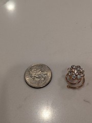 VINTAGE – Gold Toned Earrings, Scarf pins, Danglers and more (10 pieces)