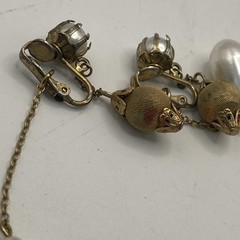 Vintage Gold Tone Faux Pearl Teardrop Earrings Womens Screw Back 2.5 In Jewelry
