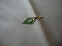 VTG 1970s HANDMADE GREEN JADE FENG SHUI DIAMOND YELLOW GOLD FILLED CHARM/PENDANT