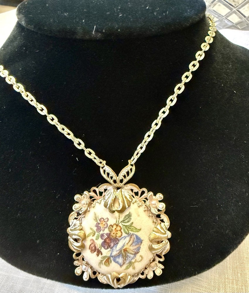 Vintage W Germany Floral Porcelain Filigree Pendant Necklace Gold Tone Enamel
