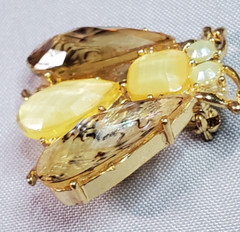 Bug Fly Bee Wasp Pin Insect Goldtone Faux Abalone Costume Fashion Estate 1.25 in