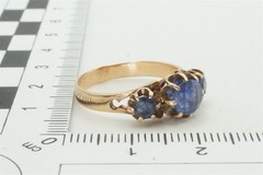PRETTY ANTIQUE 14K GOLD SAPPHIRE 3 STONE RING – EAST EUROPEAN c1930’S