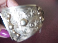 BEAUTIFUL UNIQUE VINTAGE MEXICAN SILVER BRACELET VERY ORNATE APPROX. 2 3/8″ WIDE