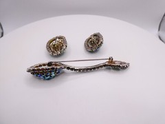 Vintage Blue Rhinestone Brooch Pin Earring Set Large 3.5″ Arora Borealis Retro
