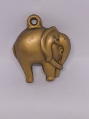 Vintage Gold Tone Elephant Pendant Charm Figurine Keychain Fob Lucky Animal 36g