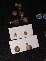 Vintage To Modern Jewlery Lot Brooches Pins Earings Purse Hook Neman Marcus