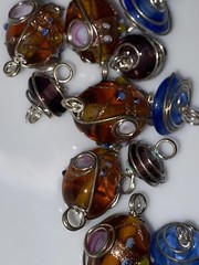 17 Pieces Vintage Silvertone Metal Wite Wrapped Pendant Glass Beads Multicolored