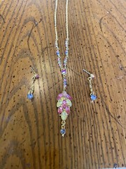 Vtg VCLM Victorian multi Stone Necklace Set W Earrings Gold Tone Quality Pink