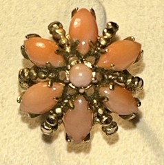 Vintage Angel Skin Coral Flower Ring Gold Tone Hawaiian Estate Size 5.75 1960’s