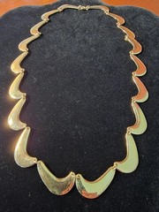 1970s Gold Tone Boomerang Wave Crescent Link Necklace Modernist MCM Collar 20″