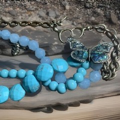 FOSSIL 3 Strand 24” Necklace Rhinestone Turquoise Blue Beads MOP BUTTERFLY & BEE