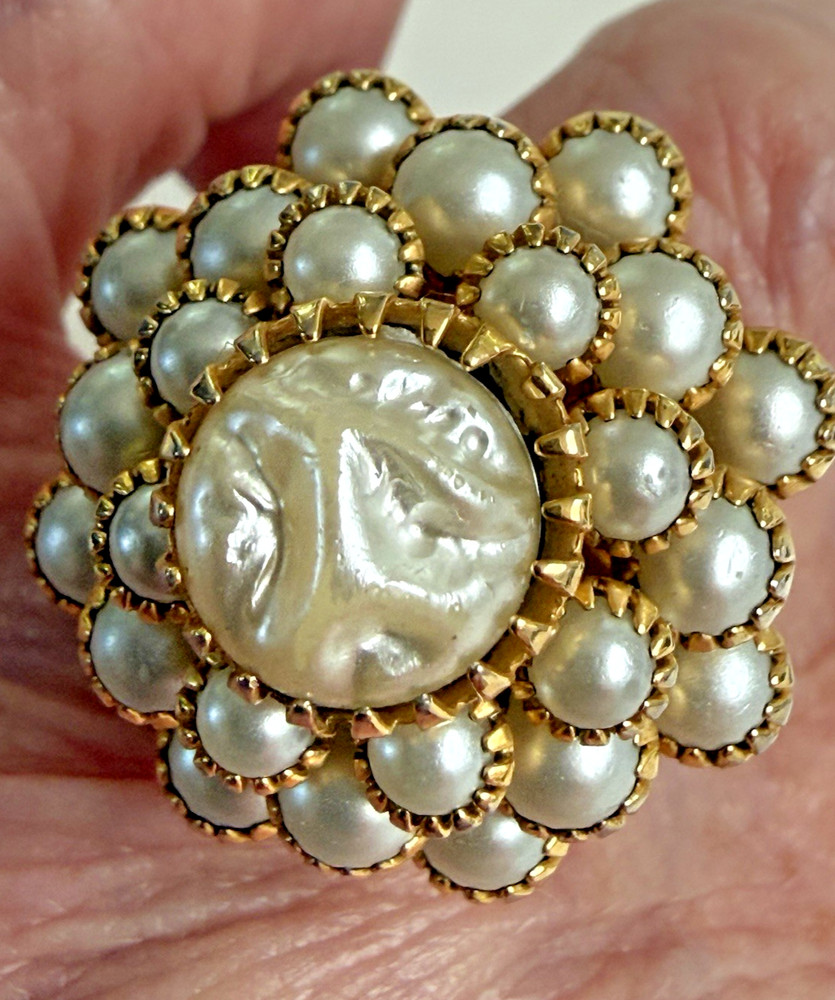 VTG Signed Judy Lee Faux Pearl Dome Cluster Cocktail Ring Adjustable Gold-Tone