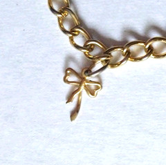 Vtg Snoopy Enamel Charm Bracelet 6.75″ Clasp 4 Leaf Clover Star Ribbon Gold Tone