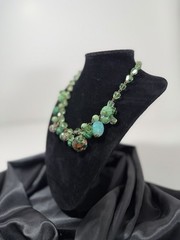 Stunning Vintage Green Bauble Faceted Czech Glass Necklace 16”