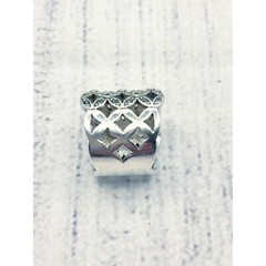 Womens vintage sterling silver ring wide band 5.25 – 5.75 elegant diamond design