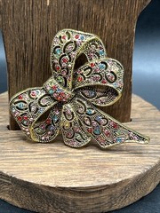 Modern Costume Jewelry Gold Tone Multicolor Bow Pin Brooch 2 1/2” Tall