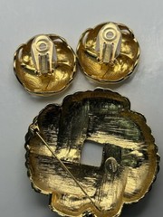 Vintage Les Bernard Brooch Earrings Set Chunky Basket Weave Gold Tone