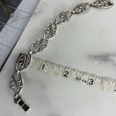 Vintage Sterling Silver Oval Link Leaf Floral Design Bracelet
