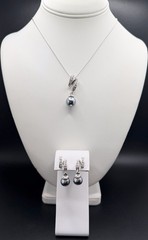 Vintage LADY REMINGTON Pendant Necklace / Post Earrings Set Gray Faux Pearls