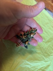 Vintage Rare Signed Original By Robert Christmas Tree Brooch-Green Ivy Branches