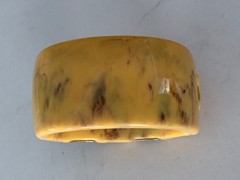 VINTAGE BRACELET IN THE CUFF OR CLAMP STYLE MADE OF PLASTIC IN THE MUGHUL STYLE!