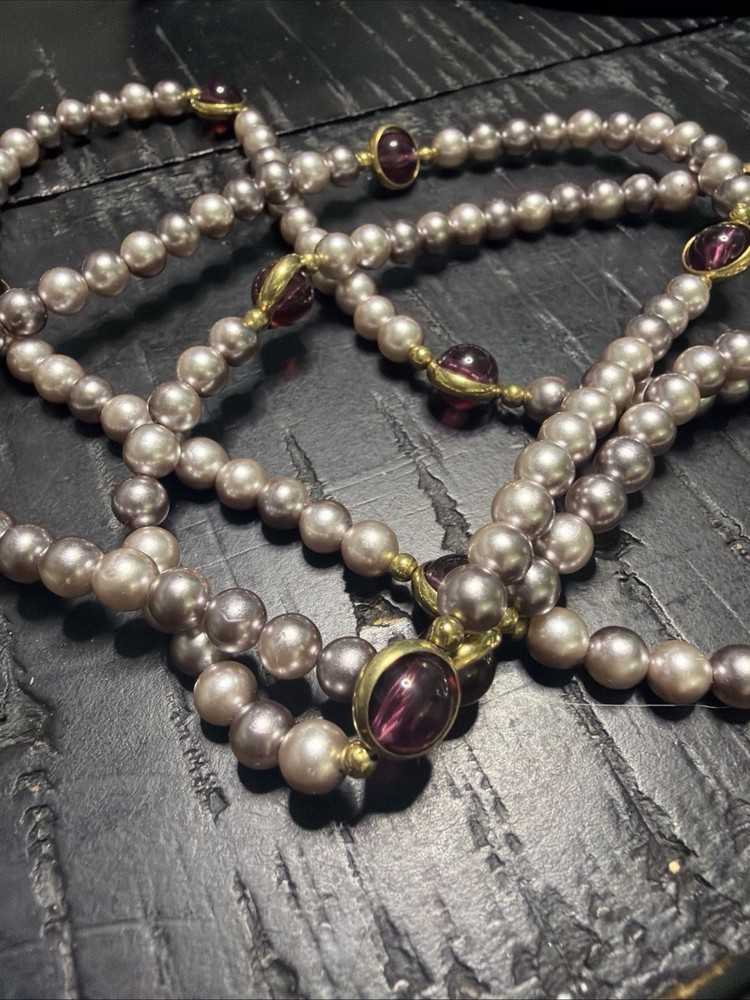 Vtg Tennis Design Necklace Round Lavender Faux Pearls Round Purple Glass Bezel