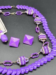 Lot Purple 1980s Jewelry – Necklaces & Earrings (Pierced & Clips)