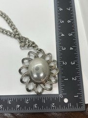 Vintage Retro Mod Flower Statement Necklace 1960’s Silver Toned