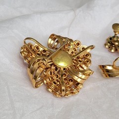 Vintage Mid-Century Pink and White Rhinestone Pendant / Brooch and Earrings Set