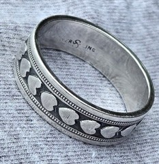 Vintage Sterling Silver J D SCHLANG CO Art Deco Heart Band Ring Sz 7.25
