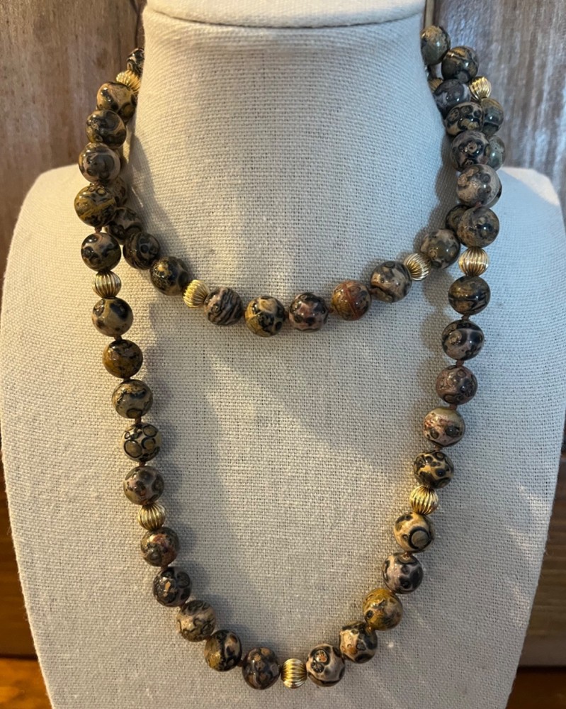 Stunning Heavy Knotted 34″ VTG Leopard Jasper w/ Goldtone Spacers. No Clasp