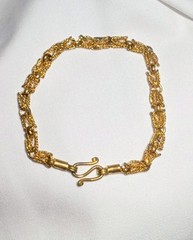 Vintage Costume Jewelry Bracelet Knots Filigree Gold Tone