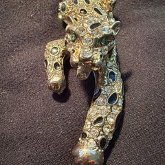 Gold Tone Leopard Gemstone Pendant Old Pawn Green Gem E