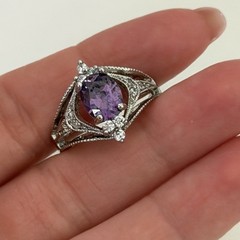 Vintage White Gold Plated Purple Clear CZ Stone Ladies Band Ring Size 8