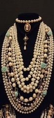 Vintage Mod Faux Pearl Jewlery Lot Of 61. 6lbs+.24 Signed Monet Anne Klein Avon