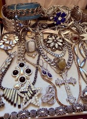 Vintage Estate Costume Jewelry Lot! MONET, NAPIER and more!