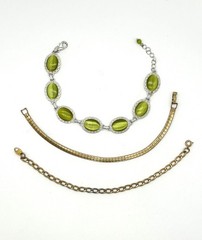 Vtg-70s-90s-AVON-JEWELRY LOT-42 Piece-Earrings-Necklaces-Brooches-Bracelets-Sets