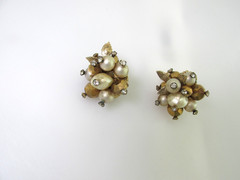 Vintage Vendome Faux Pearl Gold Bead Rhinestone Earrings Clip Layered Juliana St